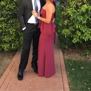 Chic Strapless Burgundy Dress